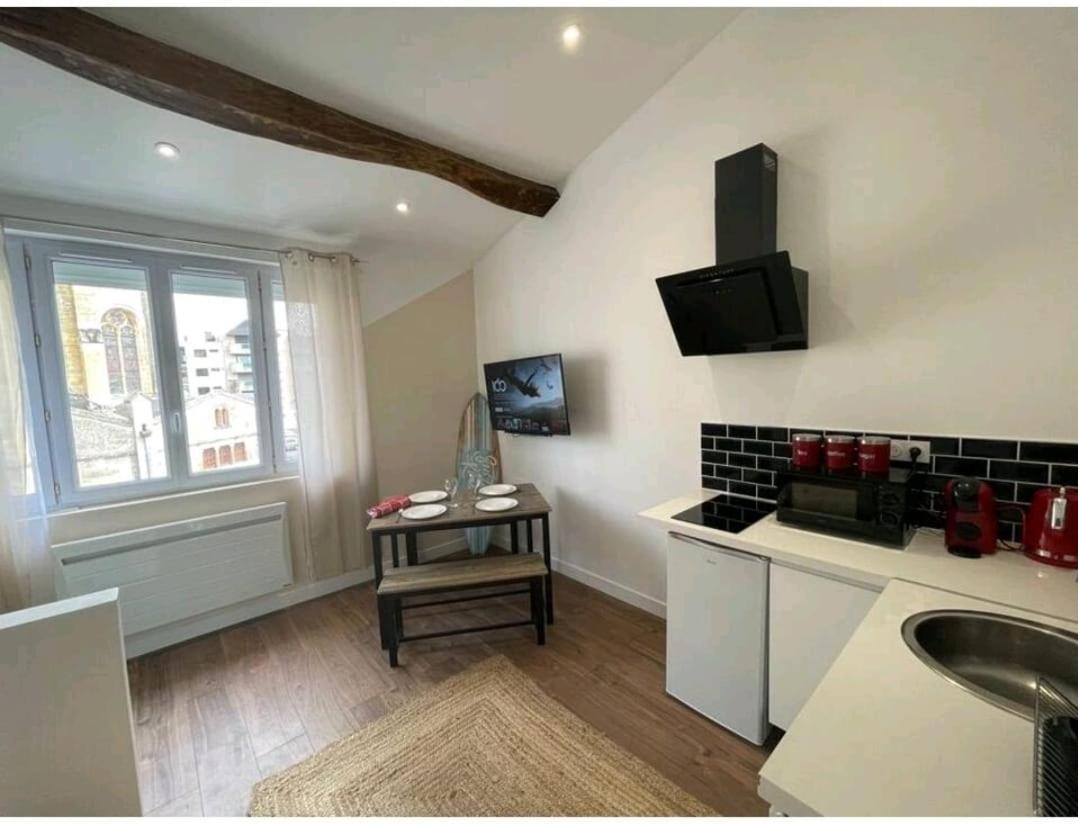 The California Dream - Hyper-Centre - 2Mn Gare Sncf - Wifi Netflix Gratuit Apartment Niort Ngoại thất bức ảnh